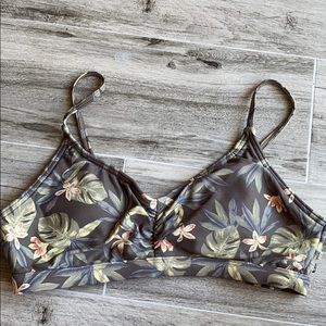 O’Neill bikini top